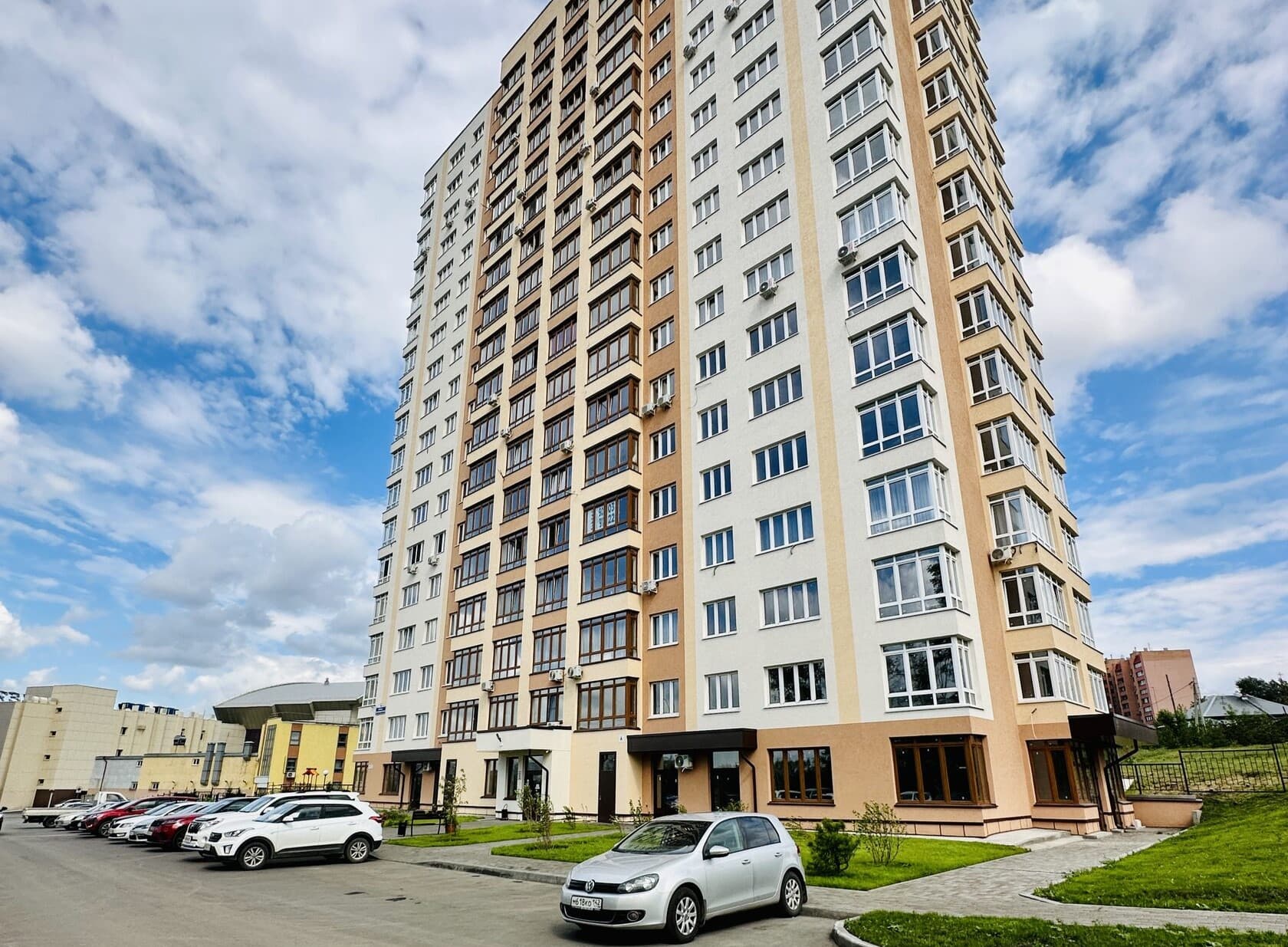 UA Большевитская 1А