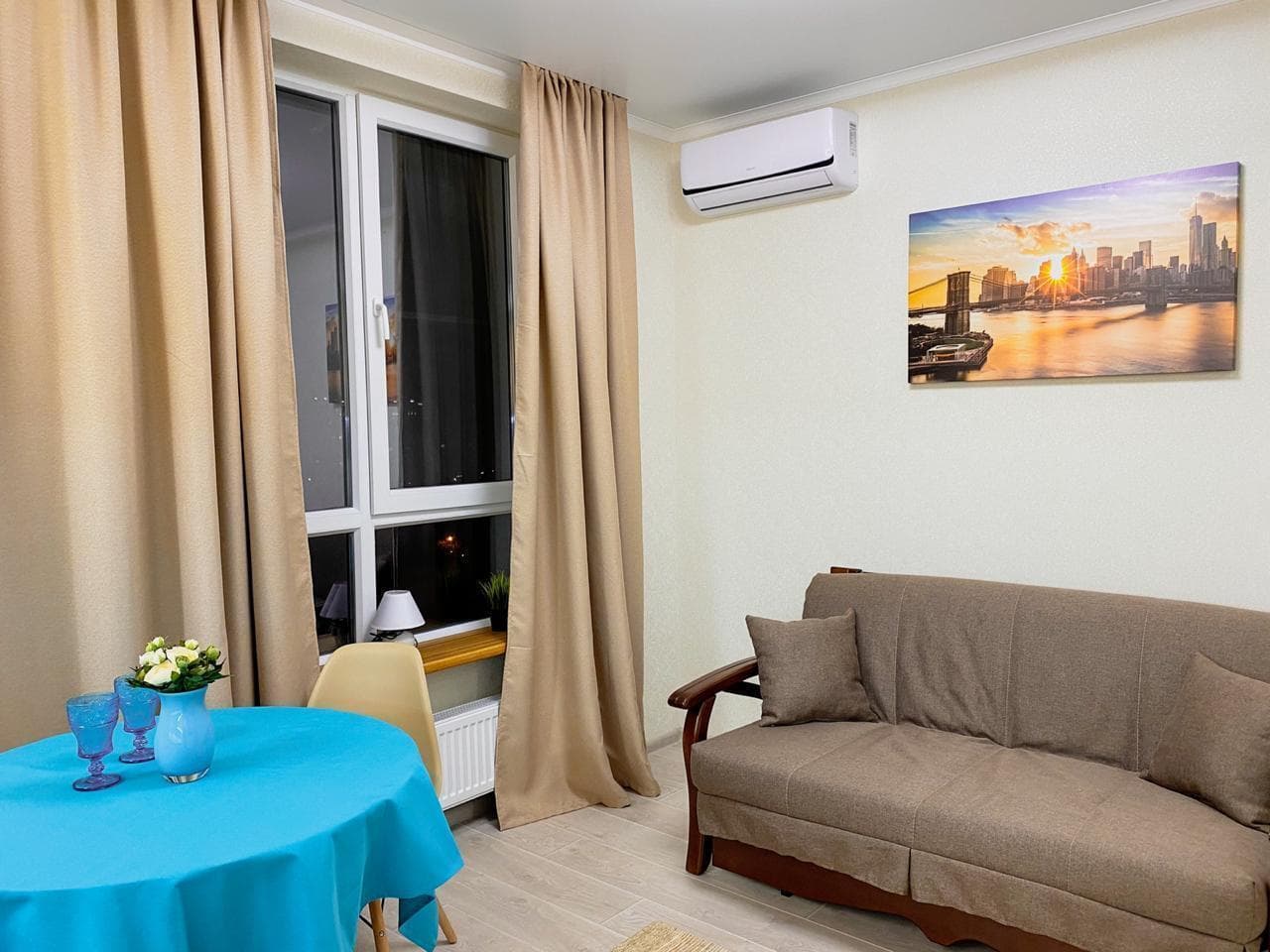 Апарт Генерала Епишева, 49А