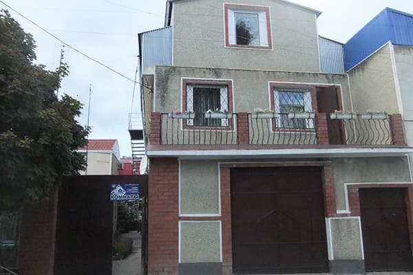 Испанский дворик