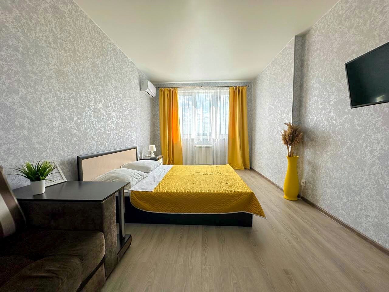 EasyRent К.Маркса, 242
