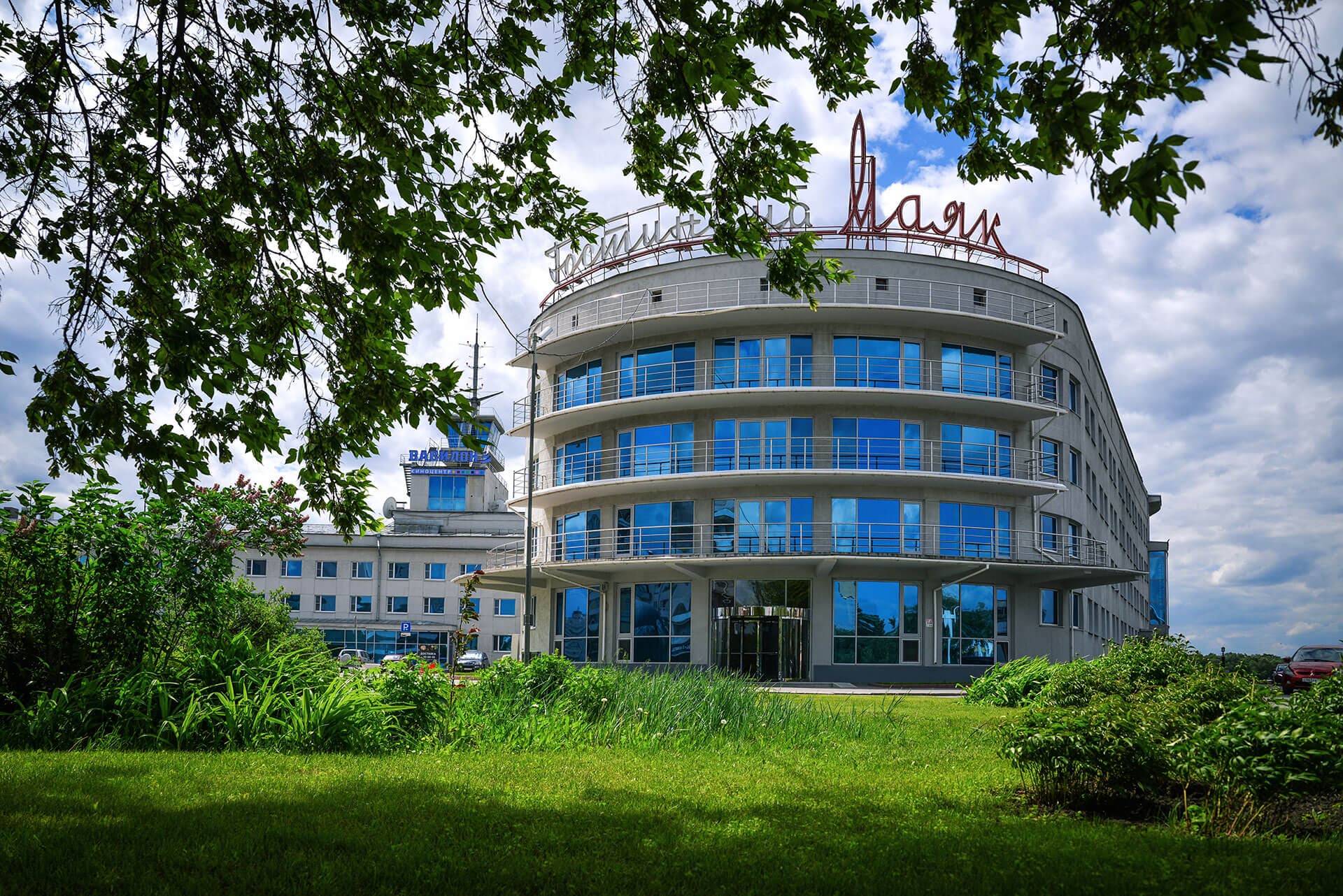 Маяк корп. Иртыш (Омск)