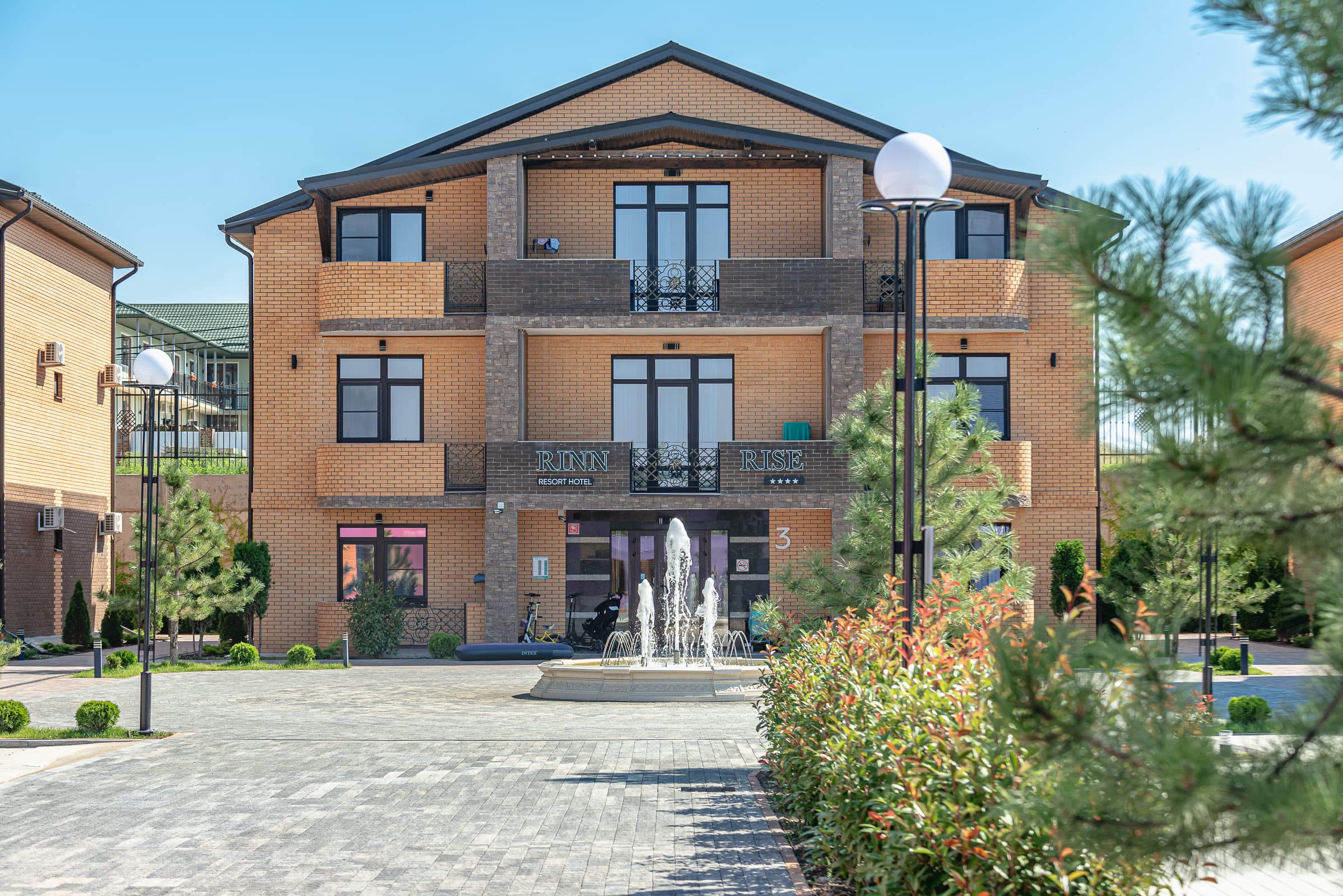 Rinn Rise Resort
