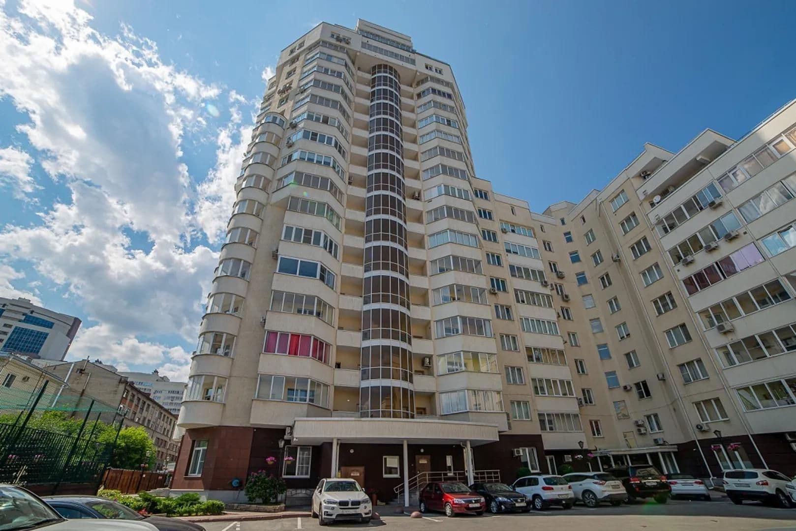 Европа-центр Вайнера, 60